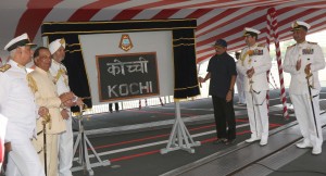 Defence minister Manohar Parrikar unveiling the ships plaque