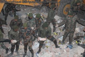 Indian Army Rescue operations :Building Collapse at Sect 77, Mohali